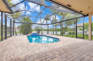 2715 Edgewater Ct, Weston, FL 33332 - Photo 62