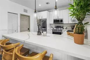 13063 SW 256th St, Homestead, FL 33032 - Photo 10