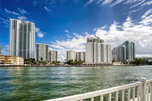800 Parkview Dr, Hallandale Beach, FL 33009 - Photo 44