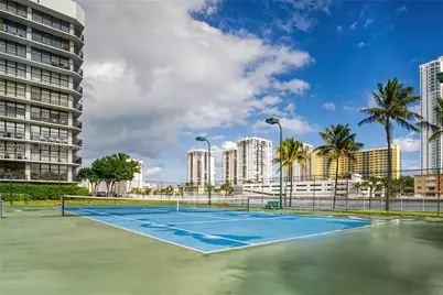 800 Parkview Dr #901, Hallandale Beach, FL 33009 - Photo 40