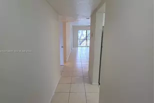 8051 S Colony Cir S, Tamarac, FL 33321 - Photo 4