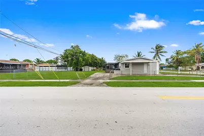 1315 NW 192nd St, Miami Gardens, FL 33169 - Photo 20