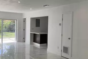 18767 SW 100th Ave, Cutler Bay, FL 33157 - Photo 2