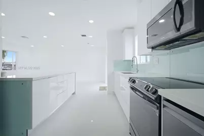 321 N 69th Ave, Hollywood, FL 33024 - Photo 16