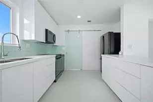 321 N 69th Ave, Hollywood, FL 33024 - Photo 14