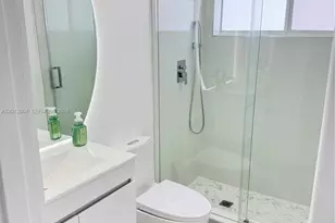 321 N 69th Ave, Hollywood, FL 33024 - Photo 32