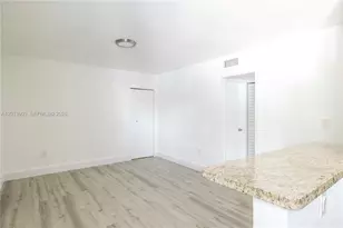 1091 SW 4th St, Miami, FL 33130 - Photo 20