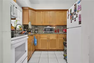 201 NW 25th Ave, Miami, FL 33125 - Photo 4