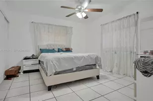 201 NW 25th Ave, Miami, FL 33125 - Photo 22