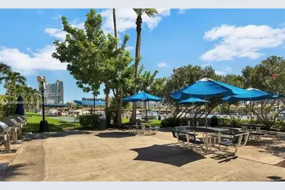 2500 Parkview Dr #2114, Hallandale Beach, FL 33009 - Photo 26