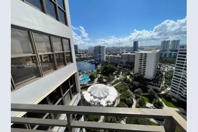 2500 Parkview Dr #2114, Hallandale Beach, FL 33009 - Photo 20