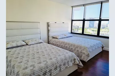 2500 Parkview Dr #2114, Hallandale Beach, FL 33009 - Photo 16