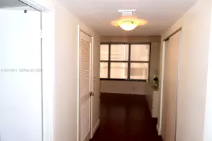 2500 Parkview Dr, Hallandale Beach, FL 33009 - Photo 10