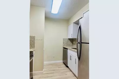1450 SE 3rd Ave #202, Dania Beach, FL 33004 - Photo 4