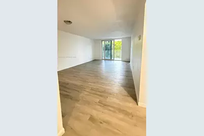 6940 Miami Gardens Dr #1-320, Hialeah, FL 33015 - Photo 4