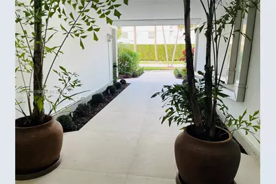290 Sunrise Dr #312, Key Biscayne, FL 33149 - Photo 1