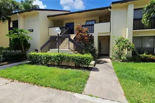 1929 SW 15th St, Deerfield Beach, FL 33442 - Photo 2