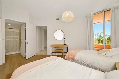 733 Crandon Blvd #406, Key Biscayne, FL 33149 - Photo 16