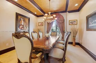 9861 NW 135th St, Hialeah Gardens, FL 33018 - Photo 16