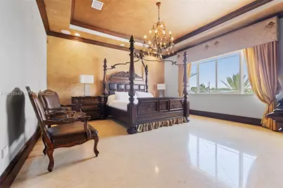 9861 NW 135th St, Hialeah Gardens, FL 33018 - Photo 34
