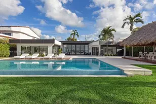 7972 Biscayne Point Cir, Miami Beach, FL 33141 - Photo 26