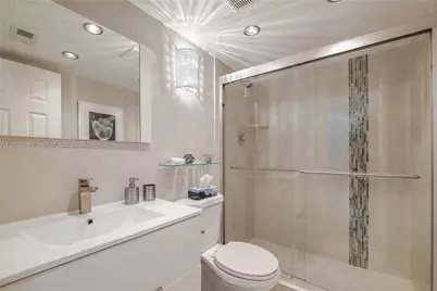 6200 NW 44th St #301, Lauderhill, FL 33319 - Photo 24