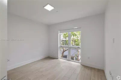 434 SW 10th St #A, Miami, FL 33130 - Photo 8