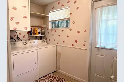 371 SW 67th Ter, Pembroke Pines, FL 33023 - Photo 12