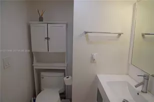 2851 NE 183rd St, Aventura, FL 33160 - Photo 38