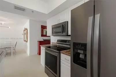 90 Alton Rd #1007, Miami Beach, FL 33139 - Photo 16