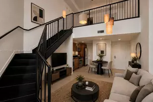 300 S Biscayne Blvd, Miami, FL 33131 - Photo 2