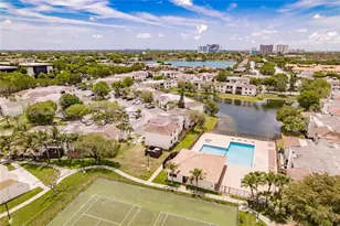 10833 NW 7th St, Miami, FL 33172 - Photo 30