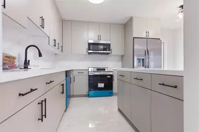 1910 NW 134th St, Miami, FL 33167 - Photo 6