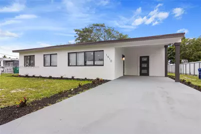 1910 NW 134th St, Miami, FL 33167 - Photo 2