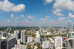 55 SW 9th St, Miami, FL 33130 - Photo 10