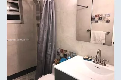 335 NE 114th St, Miami, FL 33161 - Photo 26