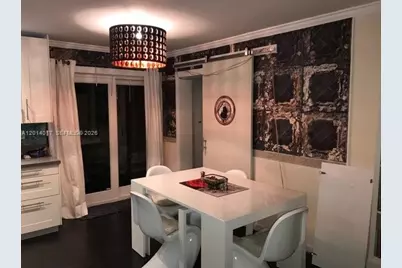 335 NE 114th St, Miami, FL 33161 - Photo 10