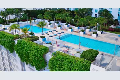 950 Brickell Bay Dr #5506, Miami, FL 33131 - Photo 24