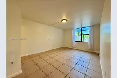 10875 SW 112th Ave #115, Miami, FL 33176 - Photo 6