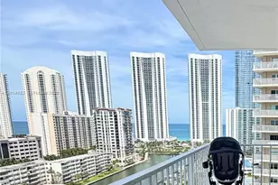 500 Bayview Dr, Sunny Isles Beach, FL 33160 - Photo 10