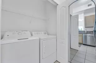 6001 SW 70th St, South Miami, FL 33143 - Photo 12