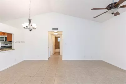 717 Gardens Dr #201, Pompano Beach, FL 33069 - Photo 6