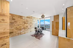 900 Biscayne Blvd, Miami, FL 33132 - Photo 22