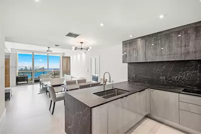 900 Biscayne Blvd #4202, Miami, FL 33132 - Photo 22