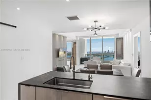 900 Biscayne Blvd, Miami, FL 33132 - Photo 16