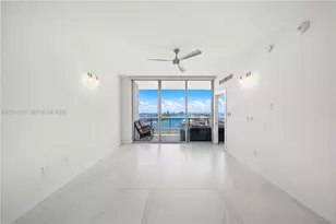 900 Biscayne Blvd, Miami, FL 33132 - Photo 32