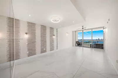 900 Biscayne Blvd #4202, Miami, FL 33132 - Photo 30