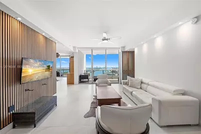 900 Biscayne Blvd #4202, Miami, FL 33132 - Photo 18