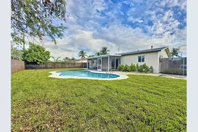 4021 NW 3rd Ter, Deerfield Beach, FL 33064 - Photo 26