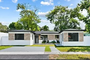 721 SW 5th Ct, Hallandale Beach, FL 33009 - Photo 1